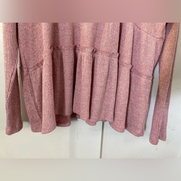 NWT Maurices mauve mock neck sweater blouse ruffles Large - Picture 2 of 9